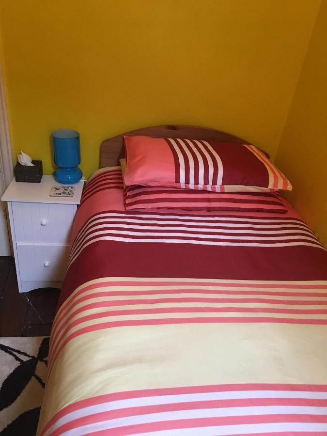 38 Whitehall Road Harrow on the Hill ภายนอก รูปภาพ