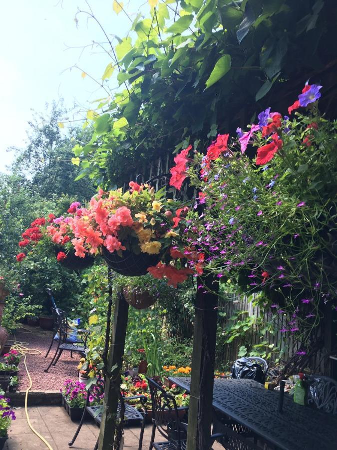 38 Whitehall Road Harrow on the Hill ภายนอก รูปภาพ
