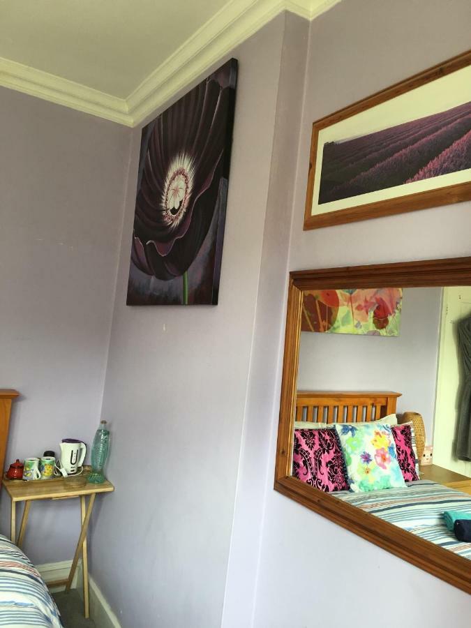 38 Whitehall Road Harrow on the Hill ภายนอก รูปภาพ